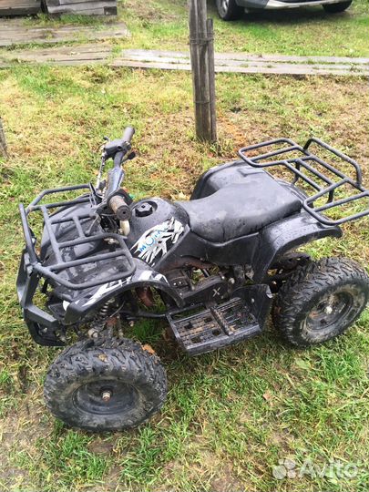 Детский квадроцикл на бензине