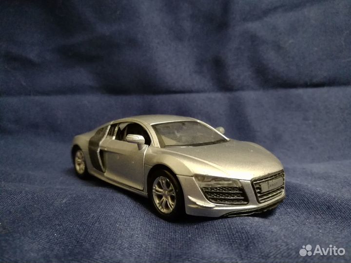 Игрушечная модель Audi R8 GT