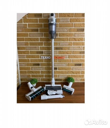 Вертикальный беспроводной пылесос Samsung Jet 70