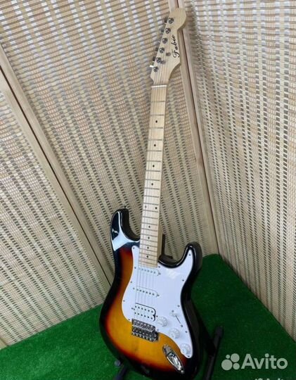 Электрогитара Fabio ST-100