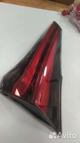 Задний фонарь правый внутренний toyota RAV4