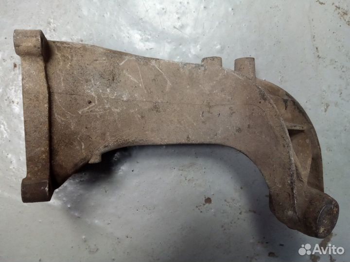 Кронштейн двигателя правый для Мерседес W210 4-mat