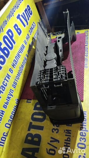 Консоль центральная Ford Focus 2