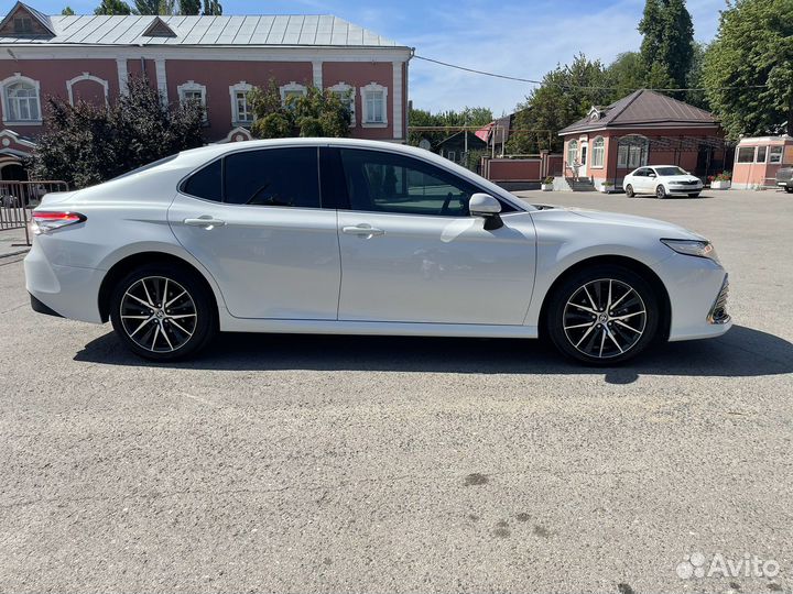 Toyota Camry 2.5 AT, 2021, 22 000 км