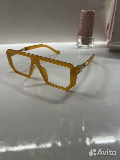 Очки имиджевые или оправа брендовая