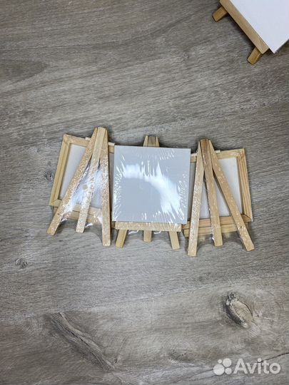 Мини холсты с мольбертами