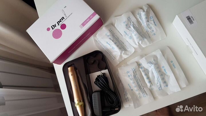 Новый аппарат для Bb glow Dr pen с картриджами