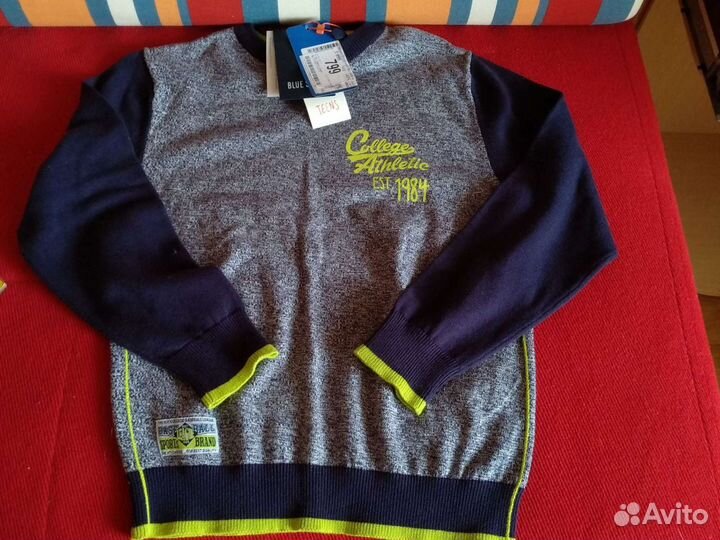 Новые джемпера, джинсы, шорты, р.134-140/Acoola,B