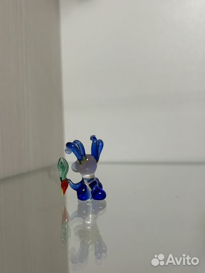 Стеклянная фигурка Зайчик