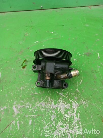 Ford Focus 1 насос гура 1.8