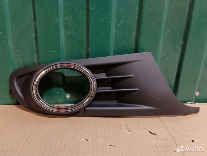 Окантовка птф правая Фольксваген Гольф 6