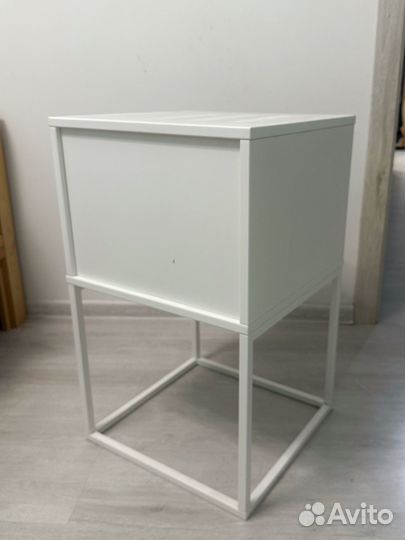 Тумбочка прикроватная IKEA