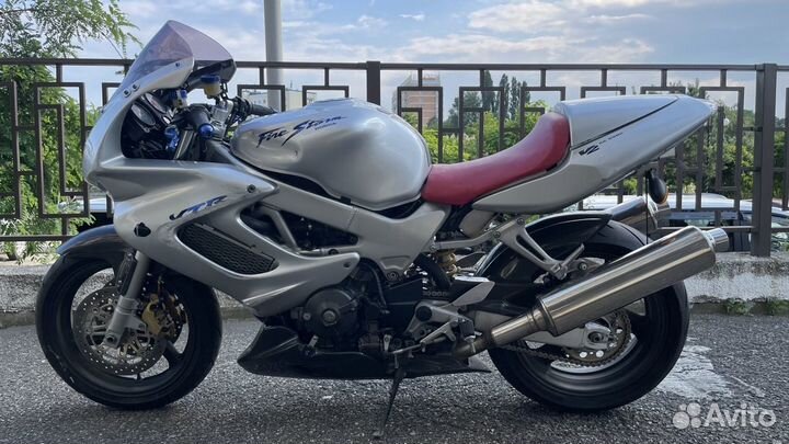 Honda VTR 1000F Firestorm