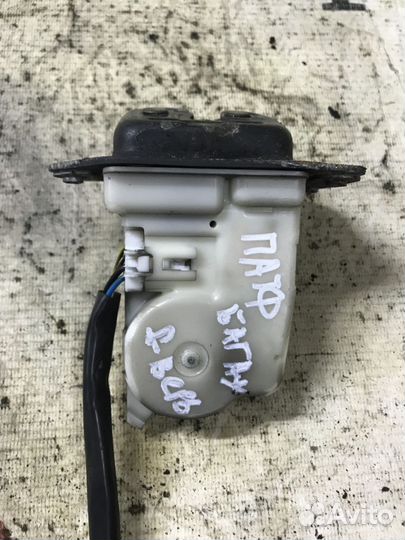 Замок багажника Nissan Pathfinder