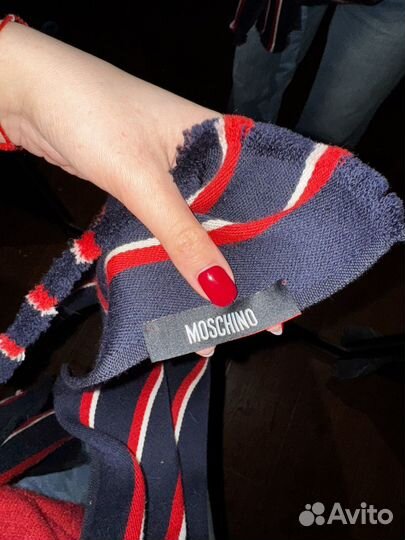 Шарф moschino