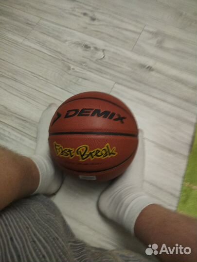 Баскетбольный мяч demix