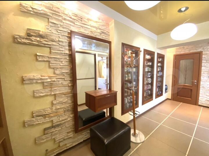 4-к. квартира, 152,3 м², 4/5 эт.