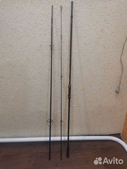 Карповое удилище с катушкой