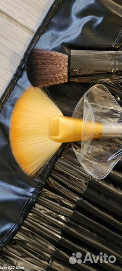 Набор кистей для макияжа Yuwaku