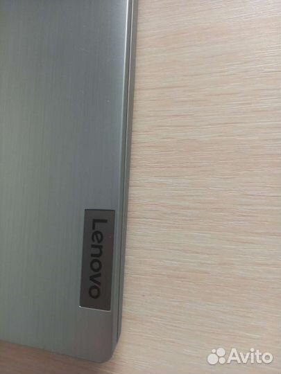 Ноутбук новый