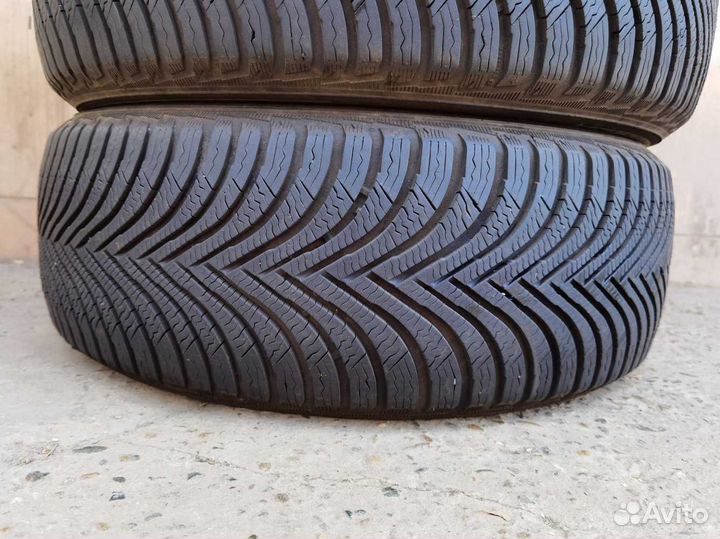 Michelin Alpin 5 205/55 R17 95V