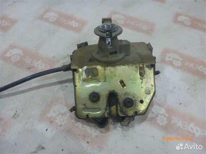 Замок багажника Ford Focus DF 2.0 2000