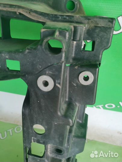 Панель передний Volkswagen Jetta 6