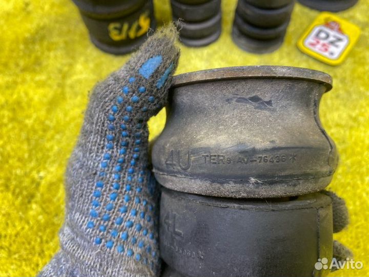 Подушка кузова Toyota Land Cruiser Prado 140436