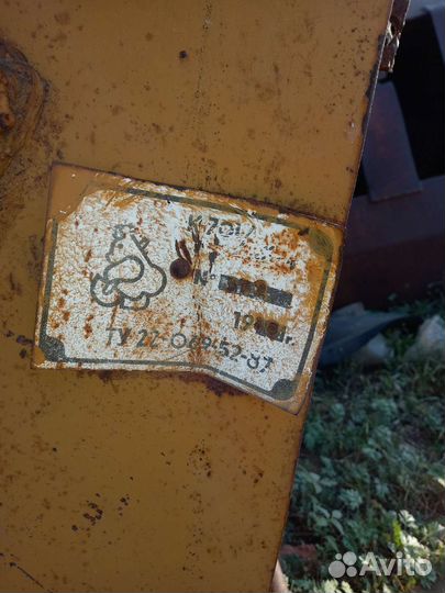 Фронтальный погрузчик, кун, навеска на К 701