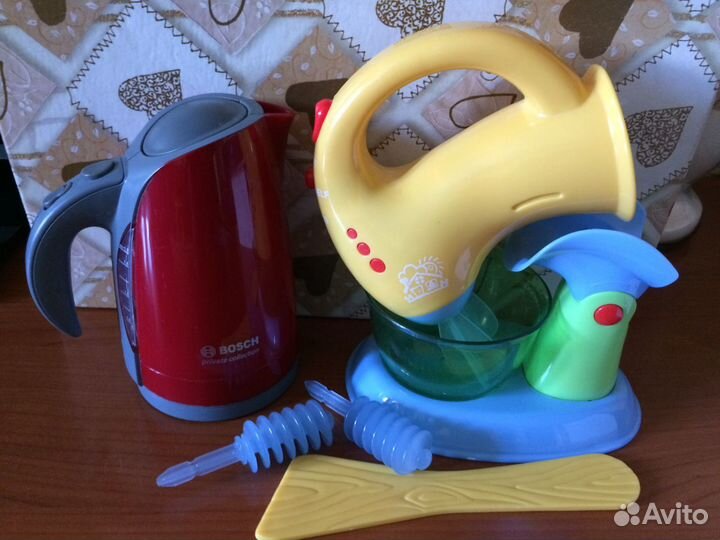 Игрушки Чайник Бош,миксер,фен