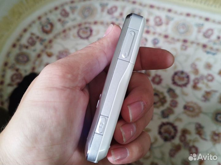 Телефон nokia 6120