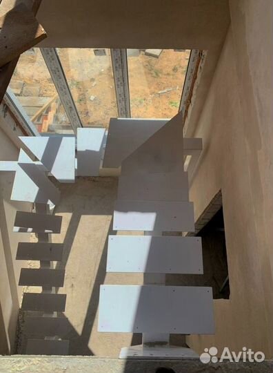 Обшивка ступеней Дубом