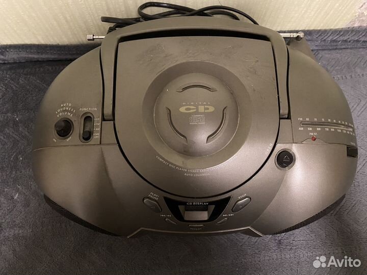 Магнитофон LG CD 323 AX