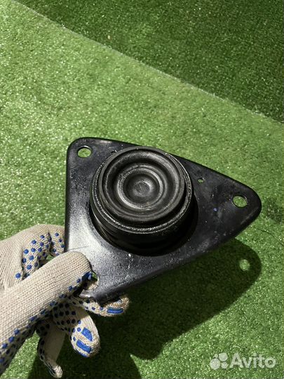 Опора двигателя правая Hyundai Elantra 4 HD