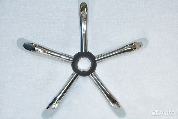 Запчасти,комплектующие для кресла:пятилучие,колеса