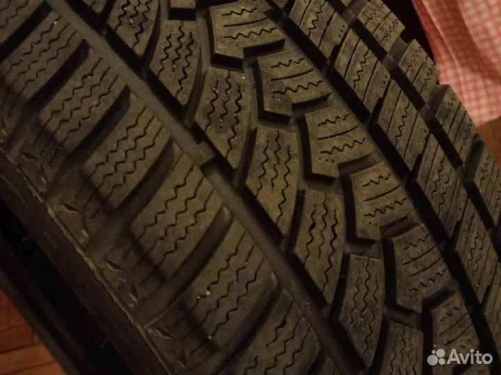 Ovation W-586 215/55 R18
