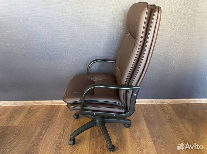 Кресло для офиса с доставкой до двери