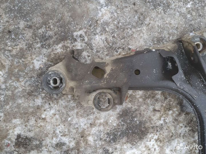 Подрамник передний Фольксваген Пассат Б5 + 1.8 t