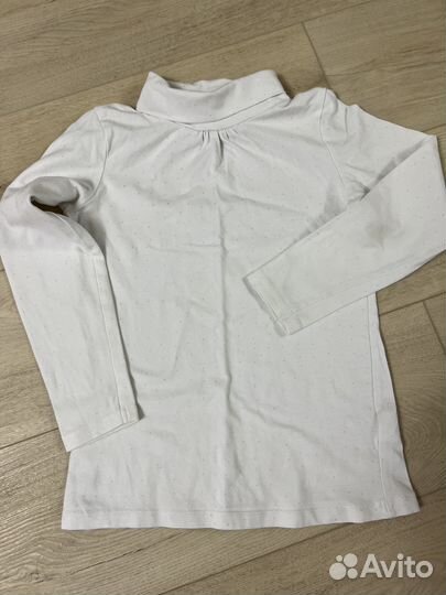 Школьные блузки и водолазки