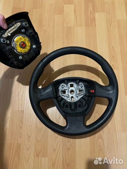 Руль с подушкой granta