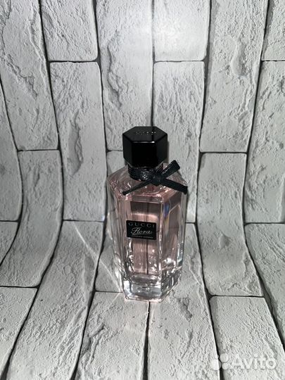 Духи Gucci flora gorgeous gardenia женские 100 мл