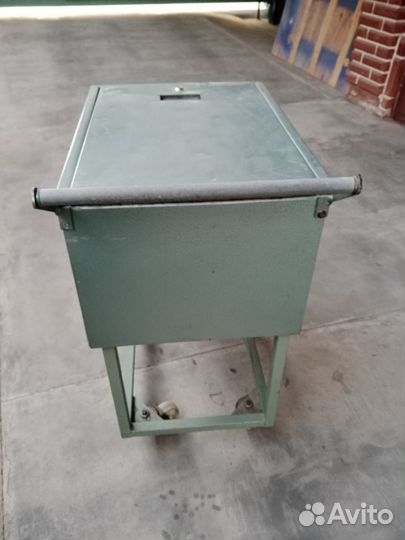 Ящик для инструмента