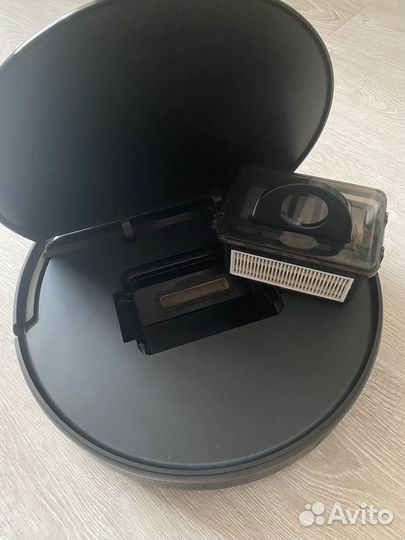 Робот-пылесос Starwind SRV3950