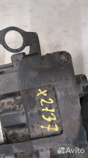 Блок клапанов Volkswagen Jetta 5, 2007