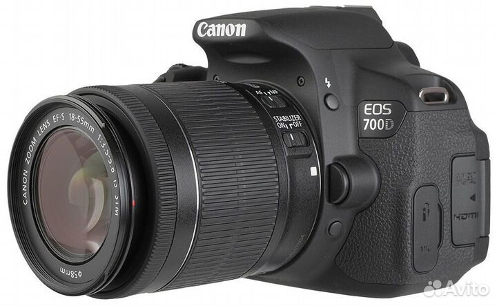 Canon EOS 700D Kit EF-S 18-55mm f/3.5-5.6 IS STM