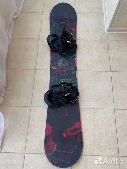 Сноуборд GNU 152 см + Крепление GNU girls M