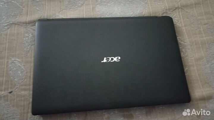 Acer i3