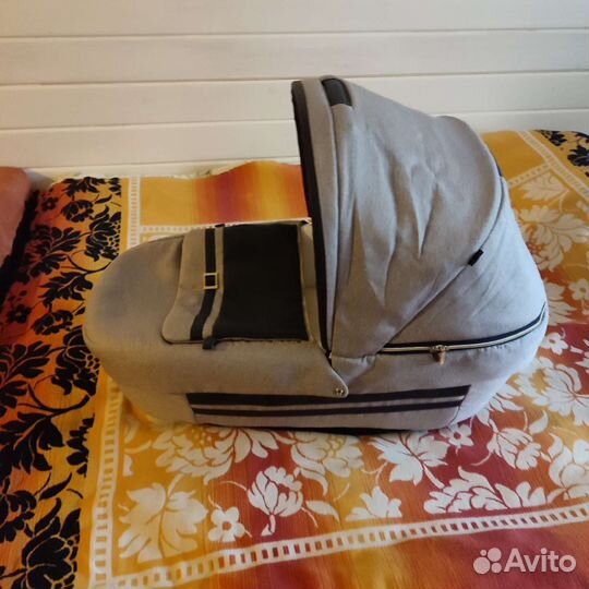 Коляска люлька для новорожденных бу