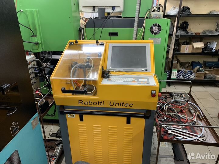 Топливная форсунка Ford 0445116012