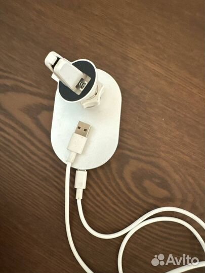 Автомобильный держатель wiwu для iPhone